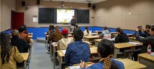 定远县举办中小学“道德与法治”学科集体备课教研活动