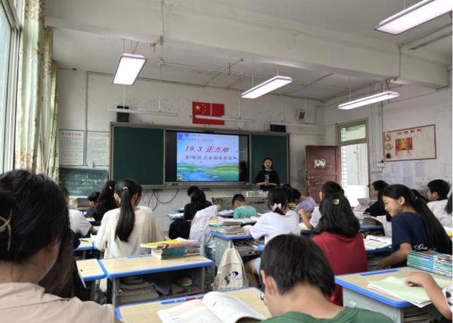 2023年宜宾市南溪区中小学学科教师送教下乡暨研学培训活动圆满举行
