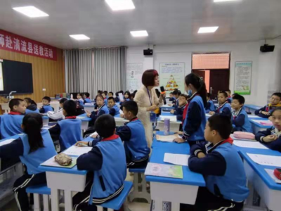 名师送培下乡 助力乡村教育——福建省名师教研活动走进实验小学