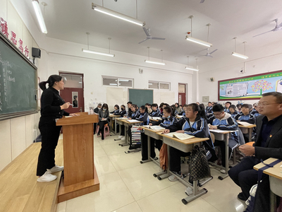 兴城市中小学以高质量党建引领教研创新，迎接葫芦岛市委教育工委党建工作调研